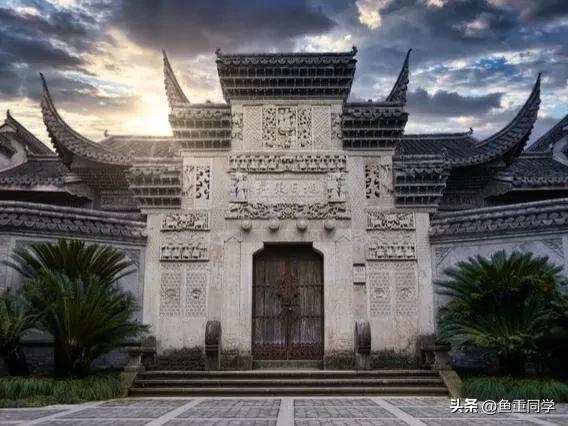 上海陆家嘴风水环球大厦对面空地_厨房对面风水_银行对面开店风水