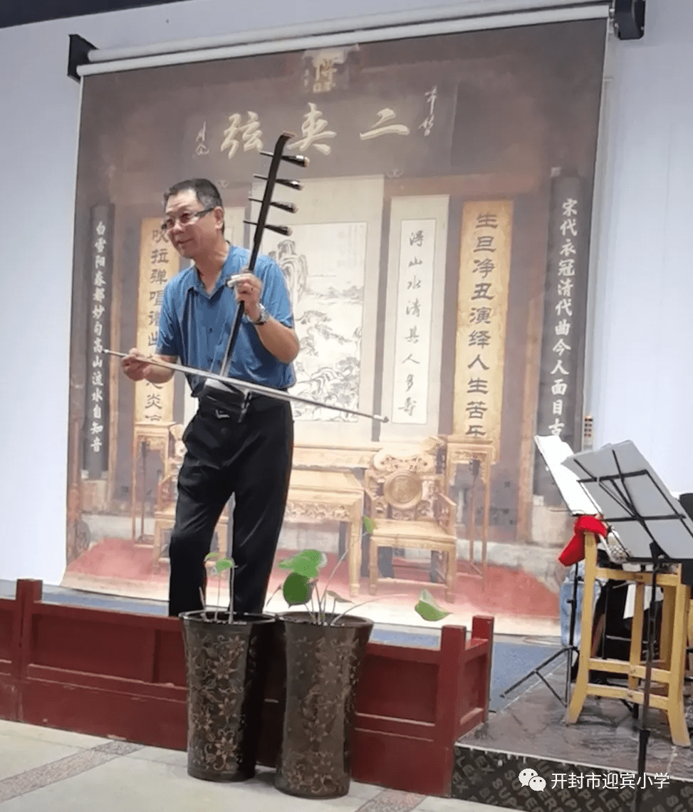 戏曲音乐中文场乐器_戏曲乐器中文音乐有哪些_中国戏曲的乐器